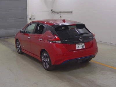NISSAN LEAF