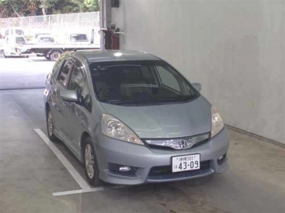HONDA FIT SHUTTLE