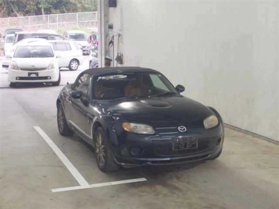 MAZDA ROADSTER