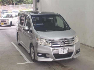 HONDA STEPWGN SPADA