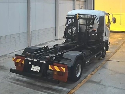 ISUZU FORWARD