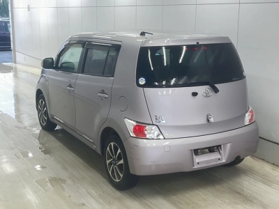 TOYOTA BB