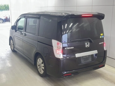 HONDA STEPWGN SPADA