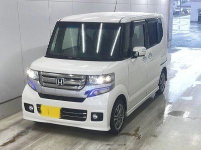 HONDA N BOX CUSTOM