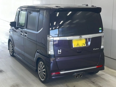 HONDA N BOX CUSTOM