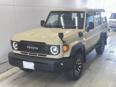 TOYOTA LAND CRUISER 70