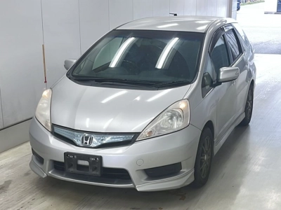 HONDA FIT SHUTTLE HYBRID