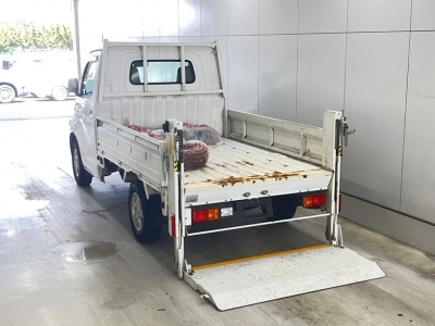TOYOTA LITE ACE TRUCK