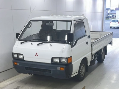 MITSUBISHI DELICA TRUCK
