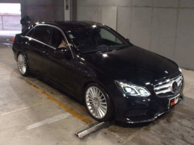 MERCEDES BENZ E CLASS
