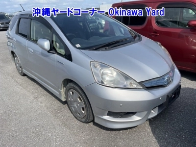 HONDA FIT SHUTTLE HYBRID