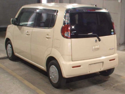 SUZUKI MRWAGON