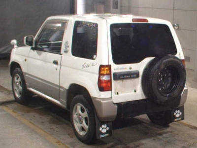 MITSUBISHI PAJERO MINI