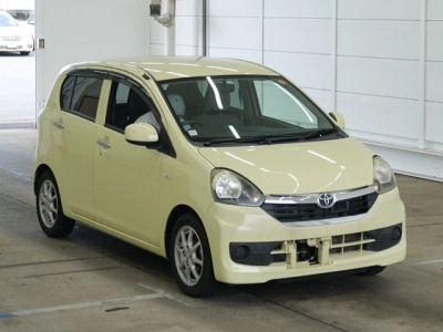 TOYOTA PIXIS EPOCH