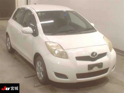 TOYOTA VITZ