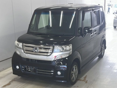 HONDA N BOX CUSTOM