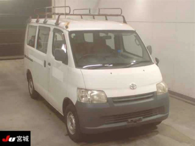 TOYOTA TOWN ACE VAN