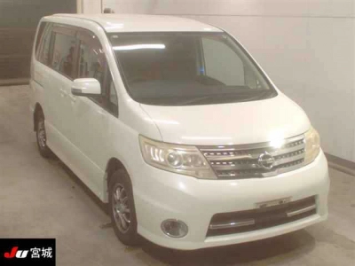 NISSAN SERENA