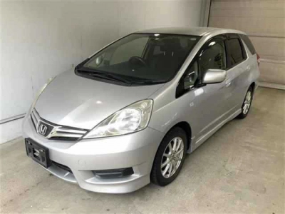 HONDA FIT SHUTTLE