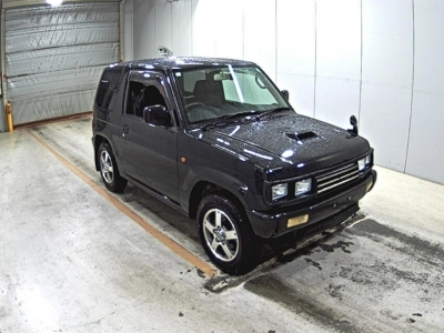 MITSUBISHI PAJERO MINI