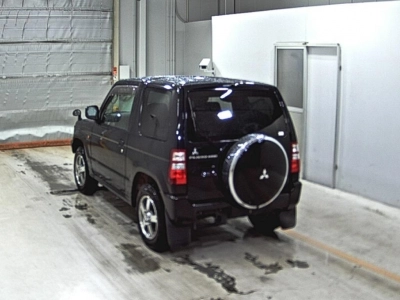 MITSUBISHI PAJERO MINI