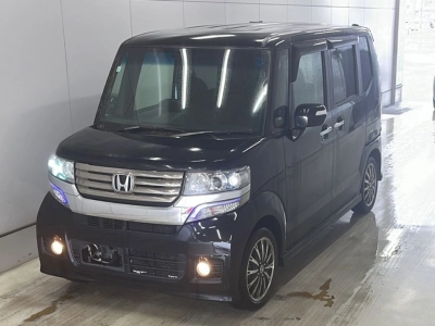 HONDA N BOX CUSTOM