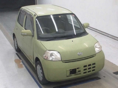 DAIHATSU ESSE