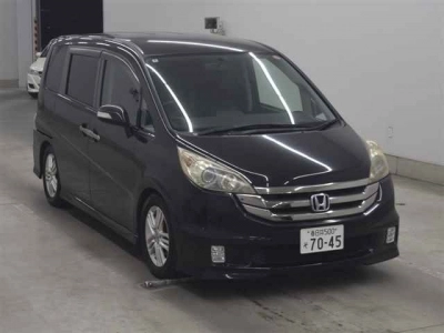 HONDA STEPWGN SPADA
