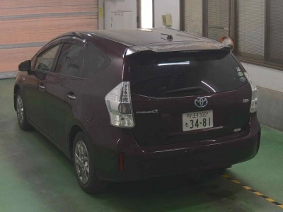 TOYOTA PRIUS ALPHA