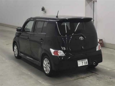 TOYOTA BB
