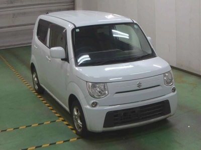 SUZUKI MRWAGON