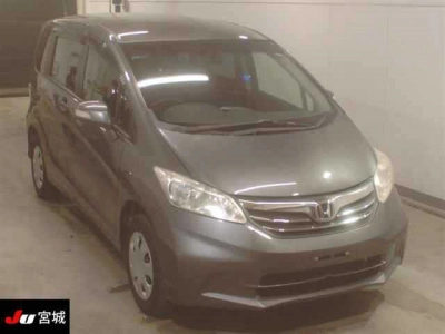 HONDA FREED