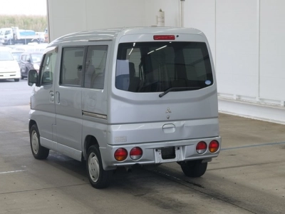 MITSUBISHI TOWN BOX