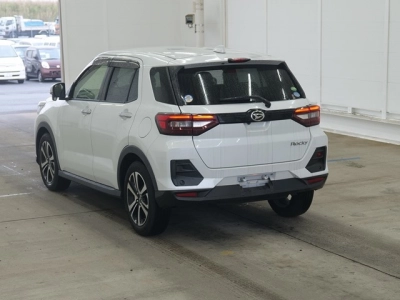 DAIHATSU ROCKY