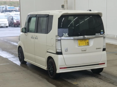 HONDA N BOX CUSTOM
