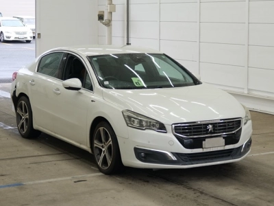 PEUGEOT 508