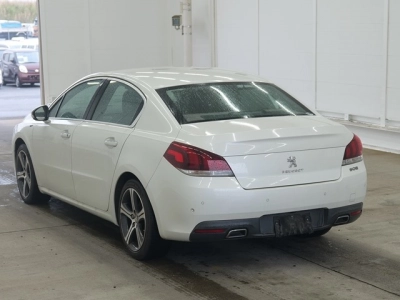 PEUGEOT 508