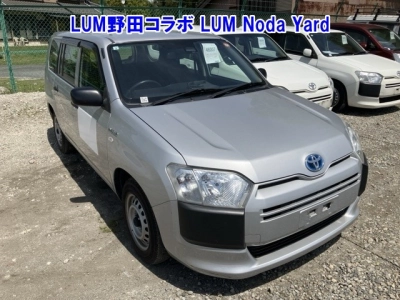 TOYOTA SUCCEED VAN