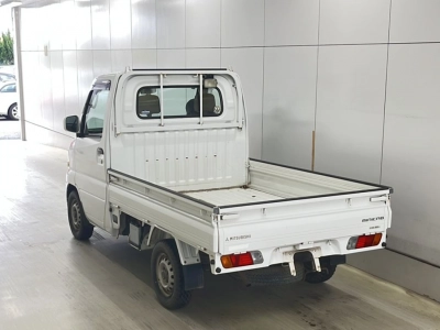MITSUBISHI MINICAB TRUCK