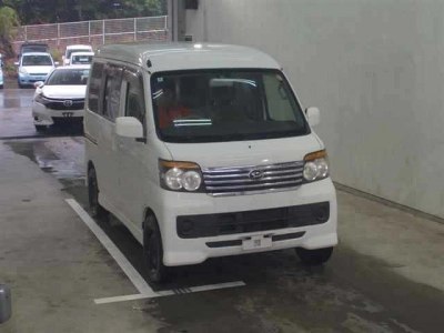 DAIHATSU ATRAI WAGON