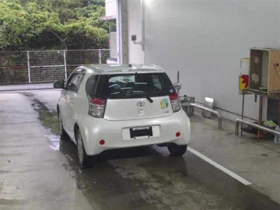 TOYOTA IQ