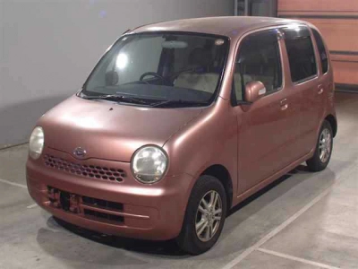 DAIHATSU MOVE LATTE