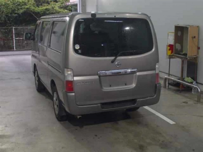 NISSAN CARAVAN