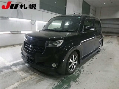 TOYOTA BB