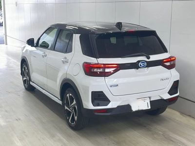 DAIHATSU ROCKY