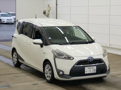 TOYOTA SIENTA