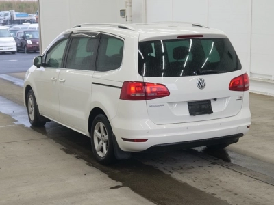 VOLKSWAGEN SHARAN