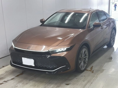 TOYOTA CROWN CROSSOVER