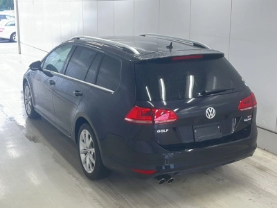 VOLKSWAGEN GOLF VARIANT