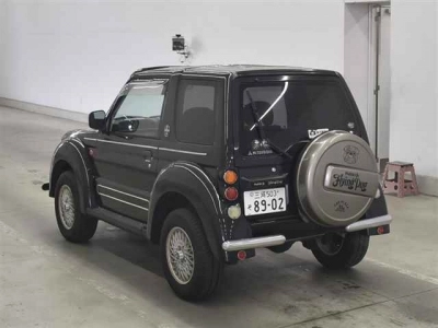 MITSUBISHI PAJERO JUNIOR